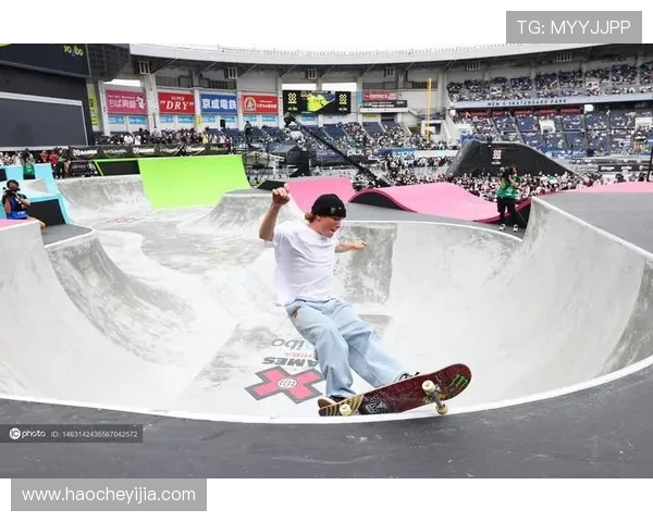 极限运动联赛特别报道：上海滑板队勇攀高峰的拼搏历程与梦想追逐